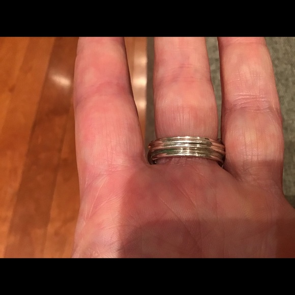 New Hand crafted Stamped Sterling Silver ring - Picture 6 of 8